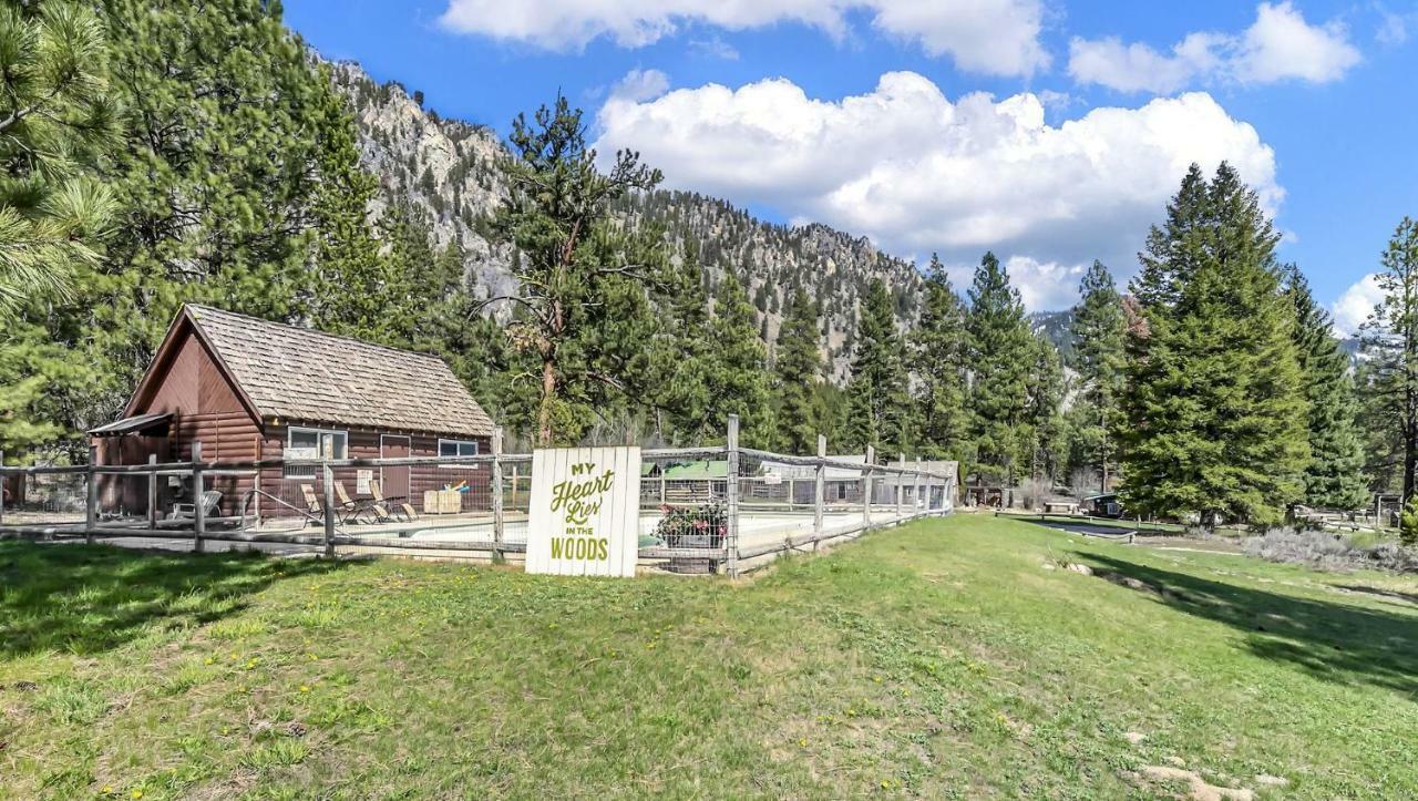 Stanley Sawtooth Lodge מראה חיצוני תמונה