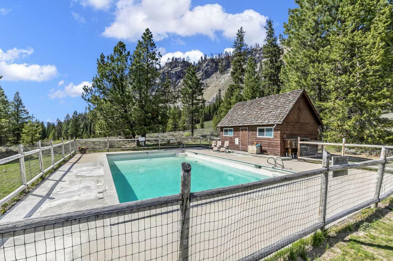 Stanley Sawtooth Lodge מראה חיצוני תמונה